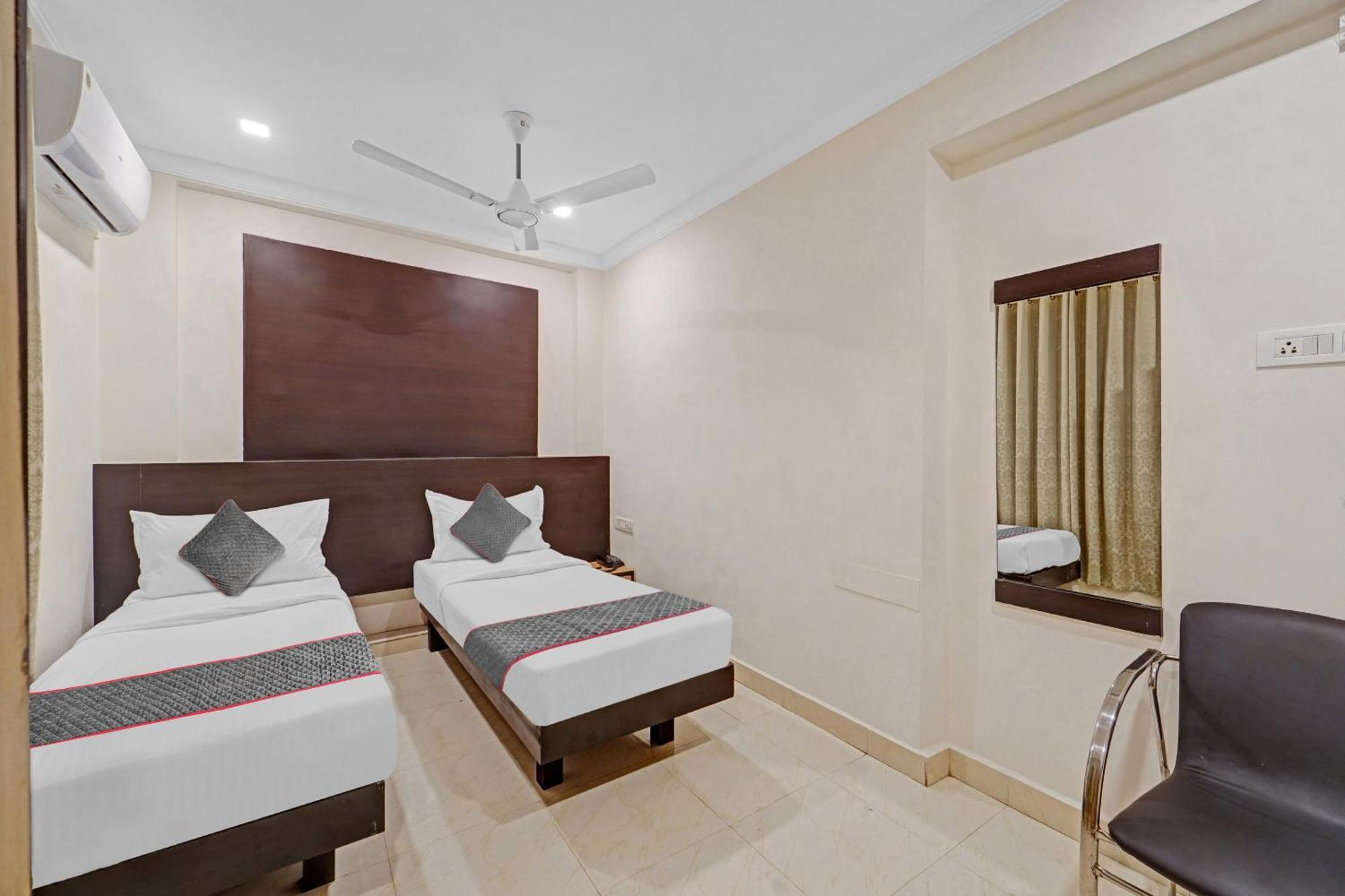 Collection O Mount Road Rich Mount Near Marina Beach Hotel Chennai Exterior foto