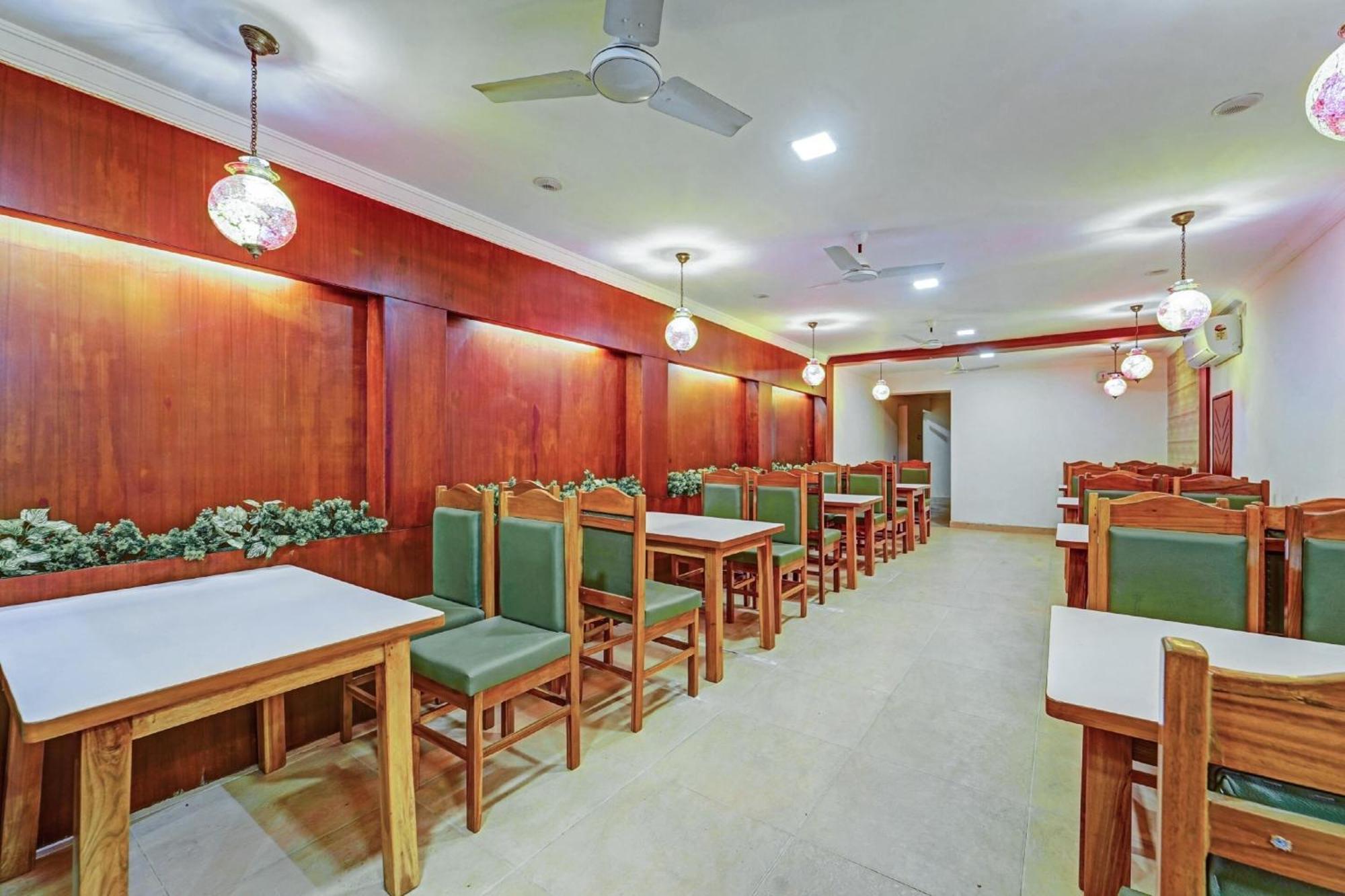 Collection O Mount Road Rich Mount Near Marina Beach Hotel Chennai Exterior foto